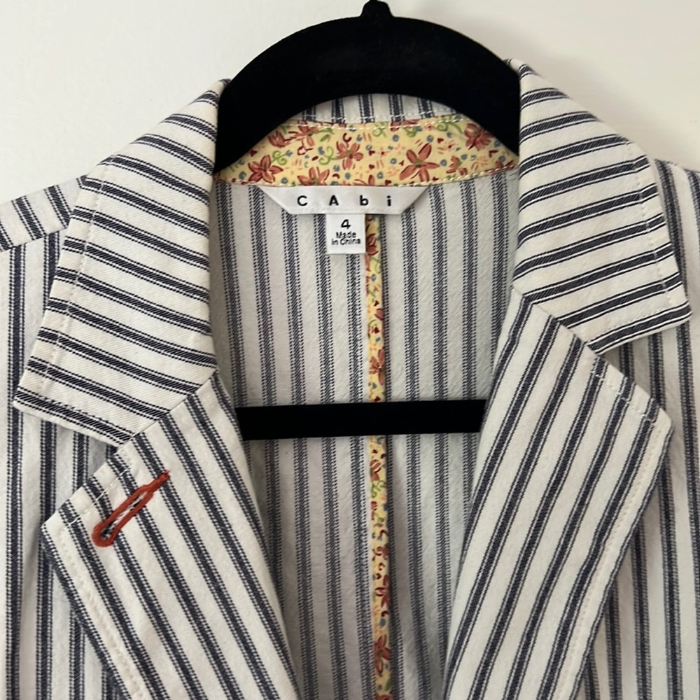 Cute Cabi jacket/blazer, size 4